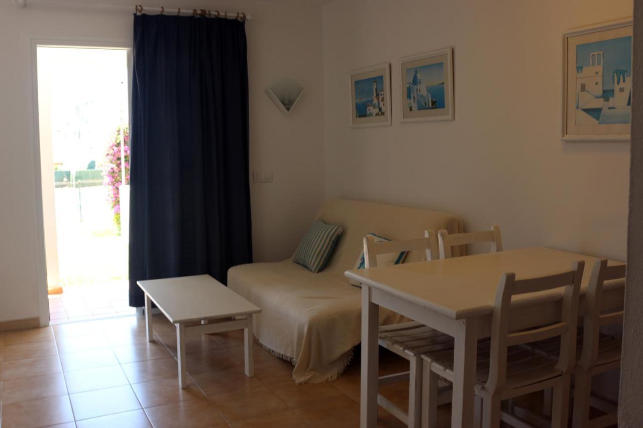 Apartamentos Saura 卡拉恩·布拉内斯 外观 照片